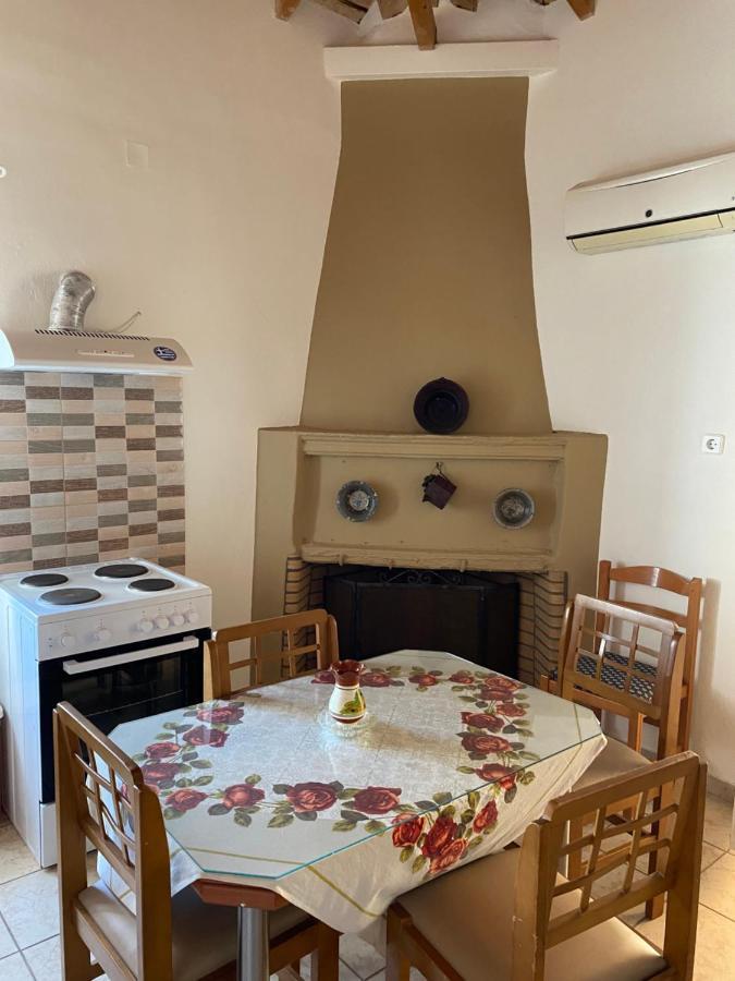 Barbajonn'S Stone House Villa Monemvasia Ngoại thất bức ảnh