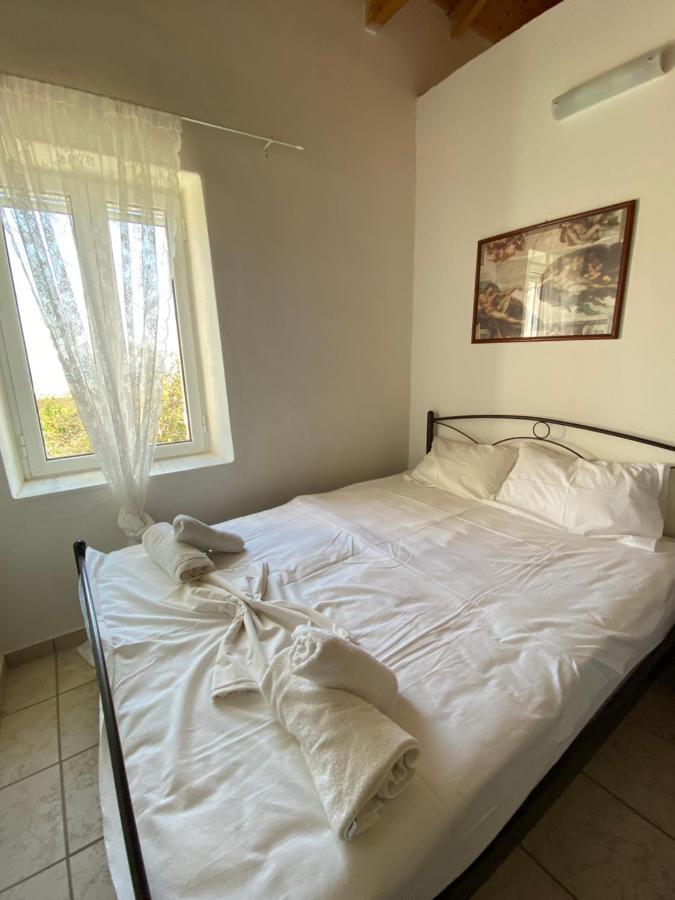 Barbajonn'S Stone House Villa Monemvasia Ngoại thất bức ảnh